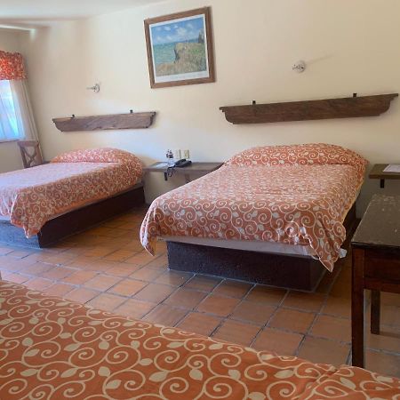 Hotel Posada Don Ramon ซากัตลัน ภายนอก รูปภาพ