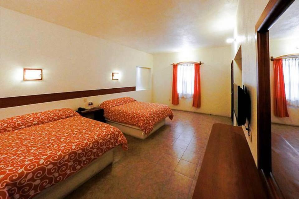 Hotel Posada Don Ramon ซากัตลัน ภายนอก รูปภาพ