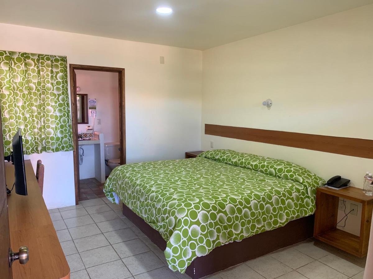 Hotel Posada Don Ramon ซากัตลัน ภายนอก รูปภาพ